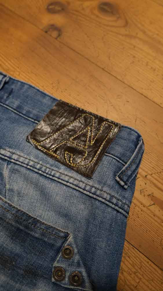 Armani Jeans (S-M)