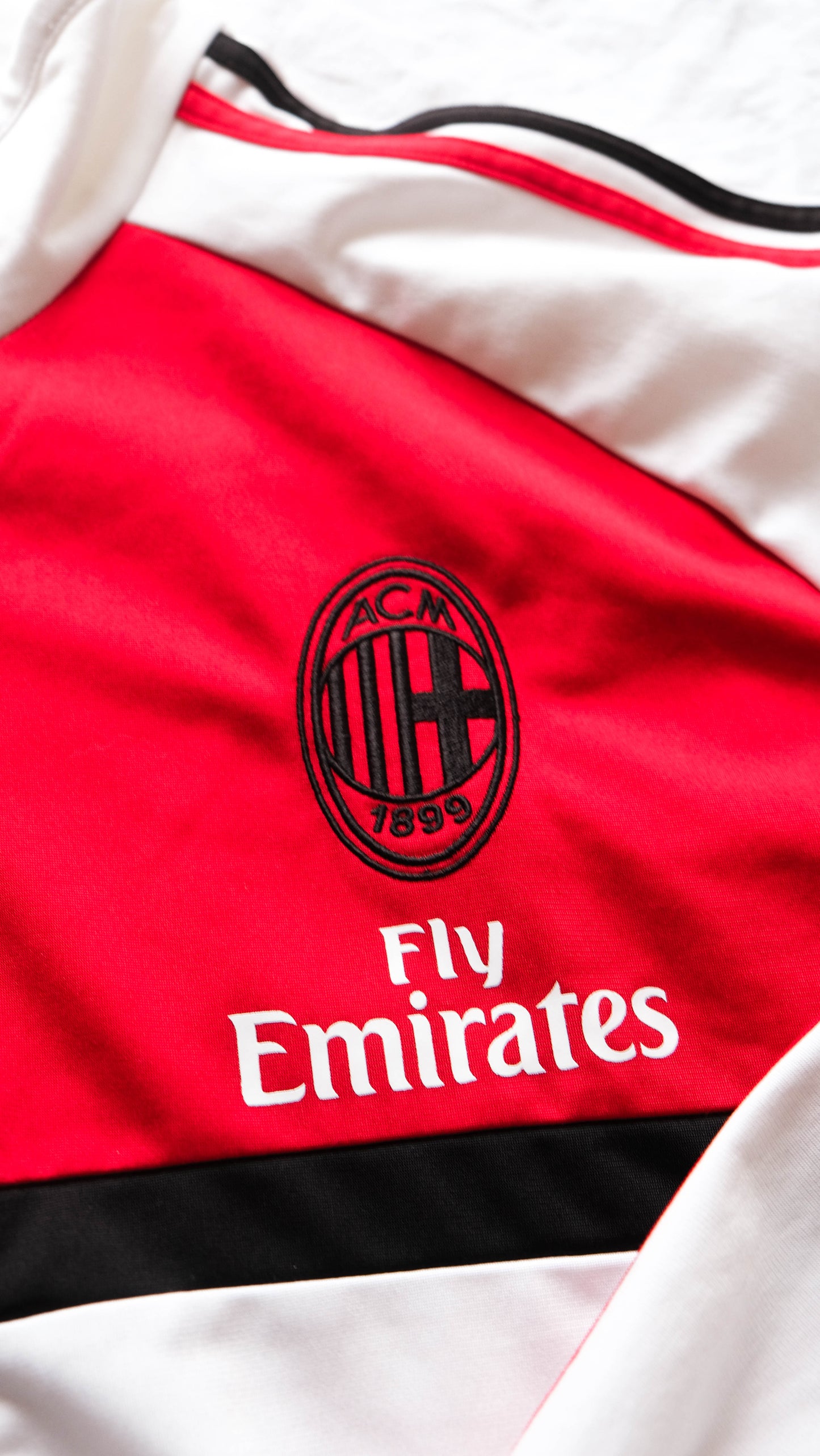 AC Milan Tracksuit (M-L)