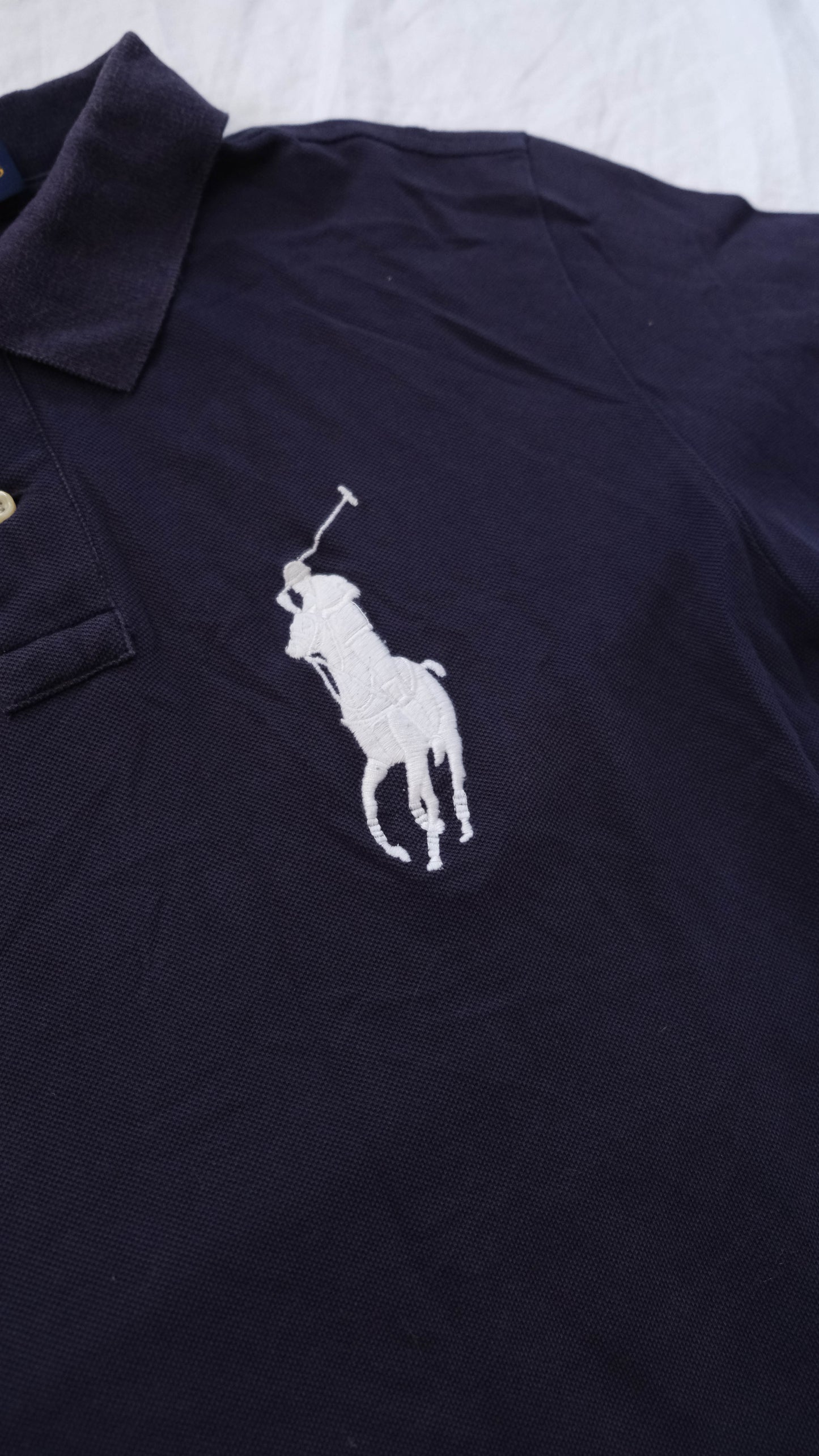 Ralph Lauren Polo (L)